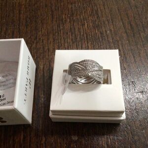 Bomb Party Magical Gems Diamond cubic zirconia ring. size 9